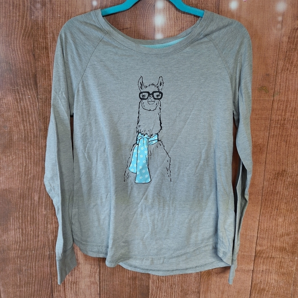 ZOE BELLA SIZE MEDIUM Llama PAJAMA TOP